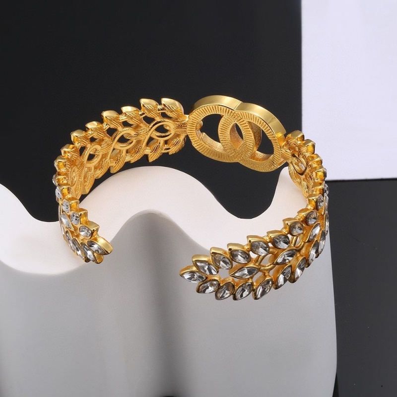 Ch**el bracelets